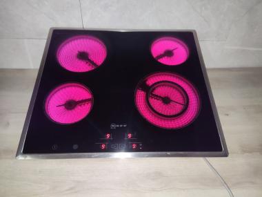 Neff T1323NO Autark TouchControl Sensor Kochfeld HTET715 . 2Jahre Garantie 