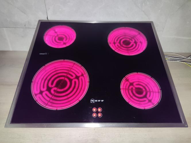 Neff M1511N0 Glaskeramik Kochfeld.EKT710.Mit Ceramaspeed N6 Zonen.Gew�hrleistung 